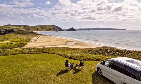 Space Travellers relaxing enjoying view