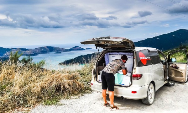 Spaceships campervans more included for free