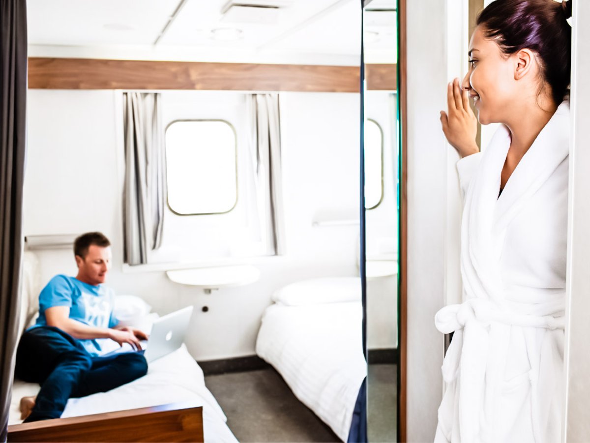 Sleep, relax or take a shower in your twin cabin on Bluebridge ferry