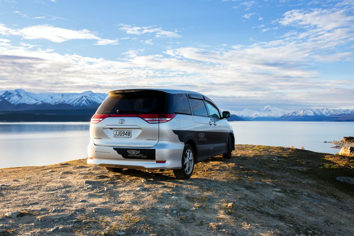 Campervan parked so the Space Travellers can see the amazing view: lake &amp;amp;amp;amp;amp;amp;amp;amp; mountains