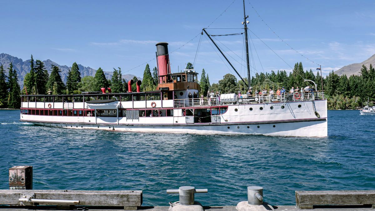 TSS Earnslaw on Lake Wakatipu (Queenstown)